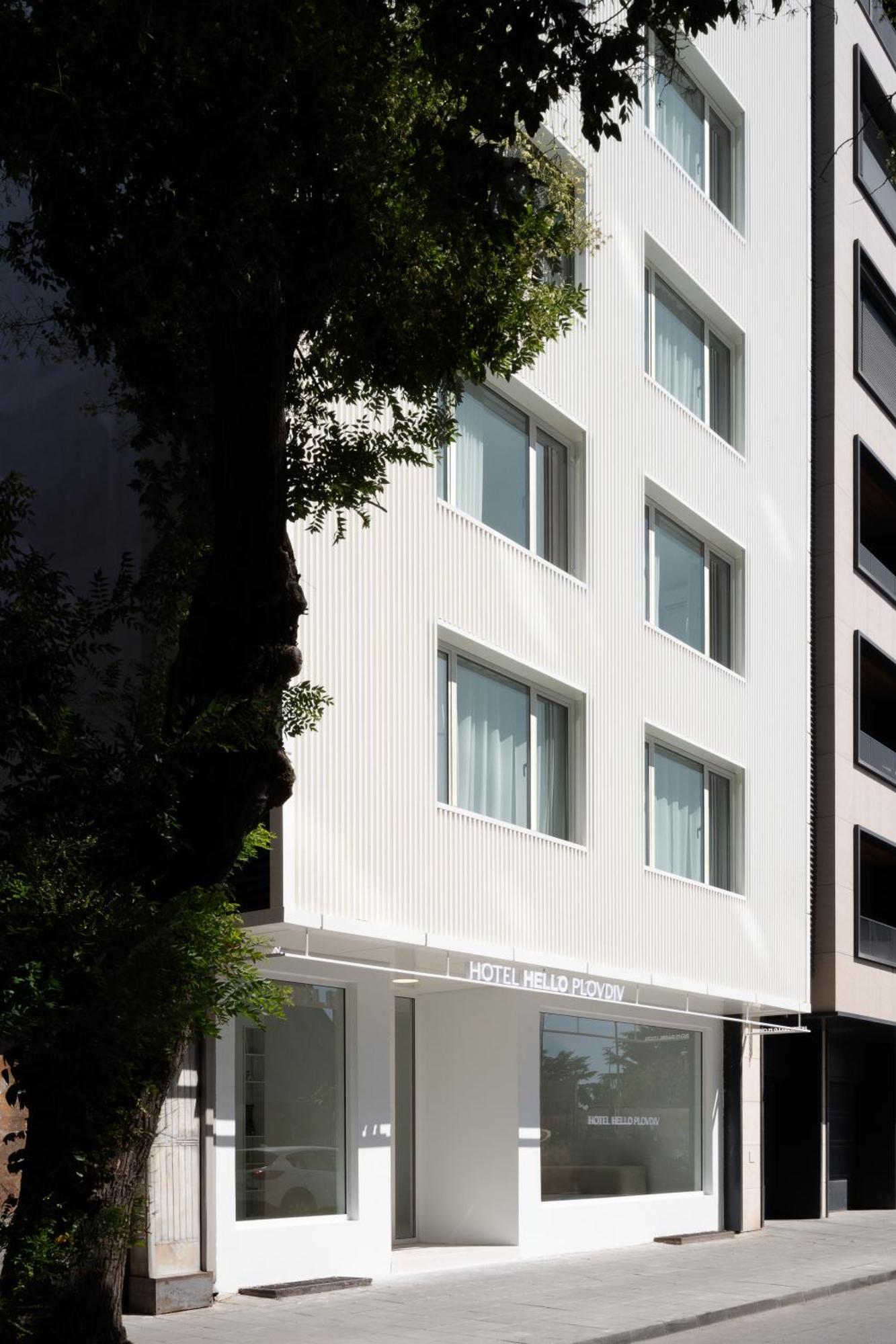 Hotel Hello Plovdiv - Free Parking And Pet Friendly Ngoại thất bức ảnh