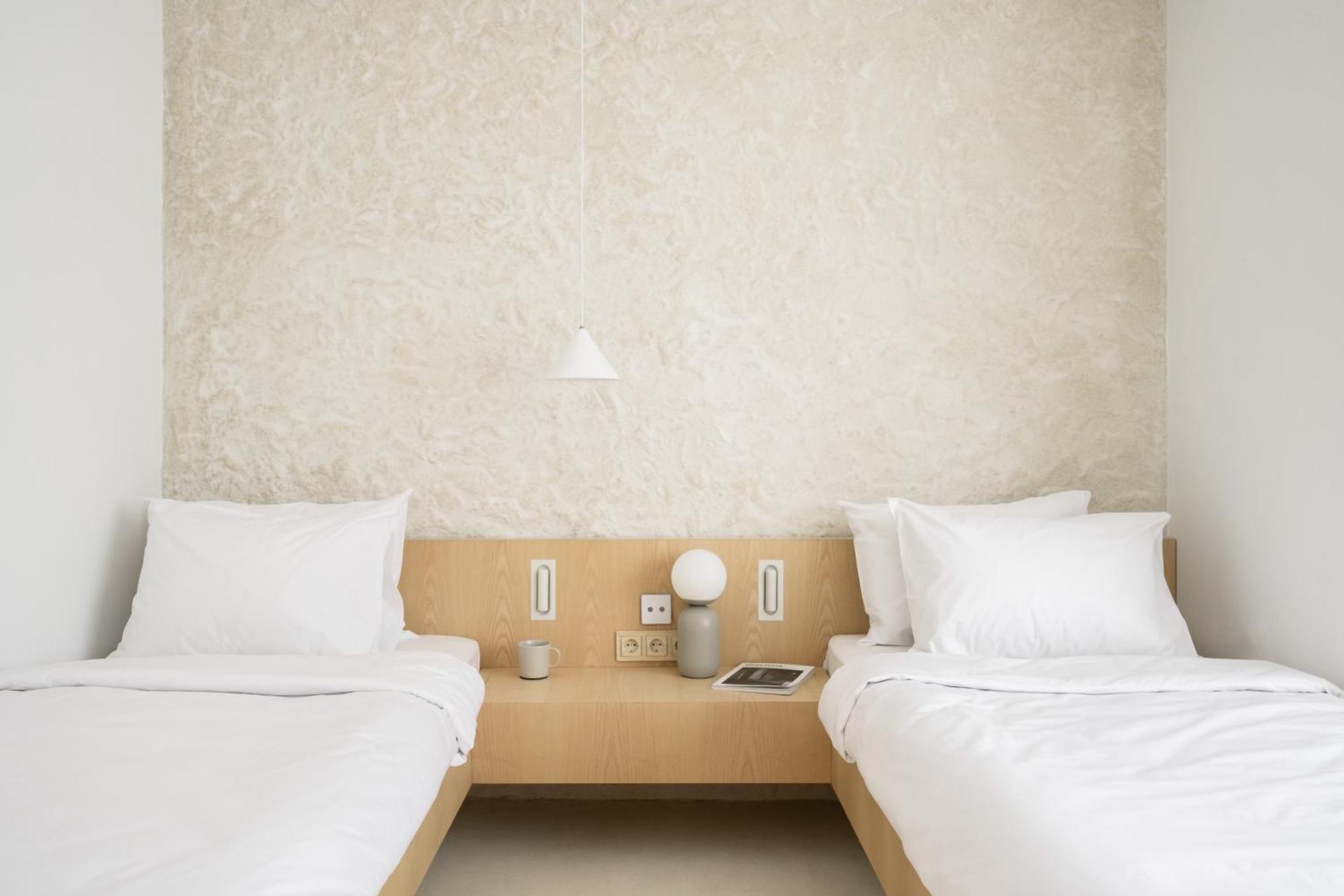 Hotel Hello Plovdiv - Free Parking And Pet Friendly Ngoại thất bức ảnh