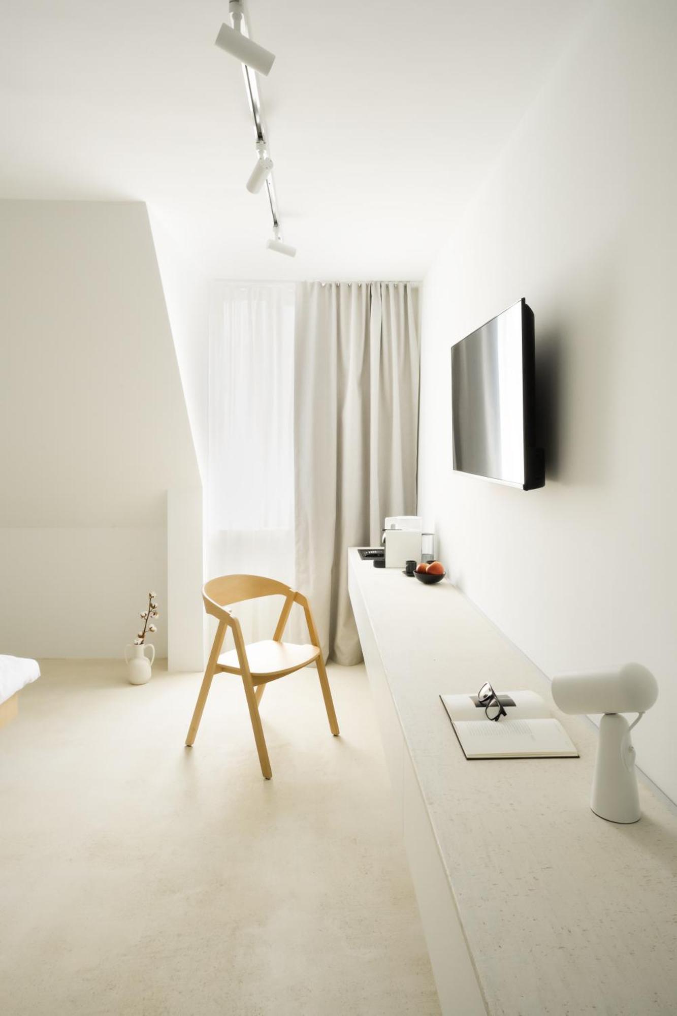 Hotel Hello Plovdiv - Free Parking And Pet Friendly Ngoại thất bức ảnh