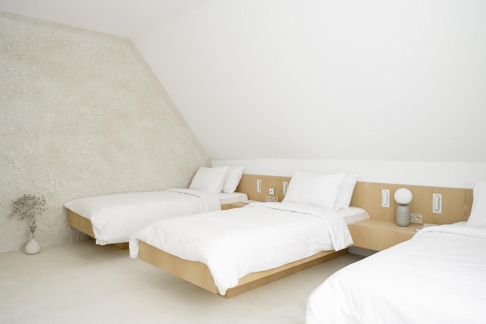Hotel Hello Plovdiv - Free Parking And Pet Friendly Ngoại thất bức ảnh